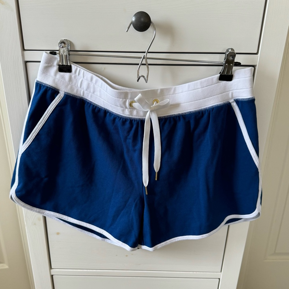 NWT Lilly Pulitzer Trysta Knit Short in Aegean Blue. Sz. M.